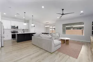 581 S Orange Dr, Washington, UT 84780 - Photo 11