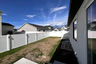 579 W 440 N, Smithfield, UT 84335 - Photo 17