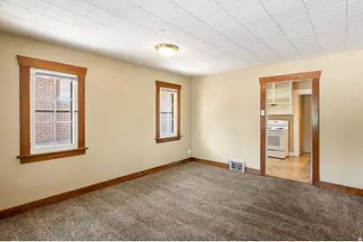 1048 E Barbara Pl, Salt Lake City, UT 84102 - Photo 7