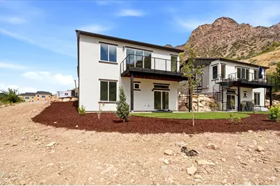 571 S Elena Ln, Ogden, UT 84404 - Photo 31