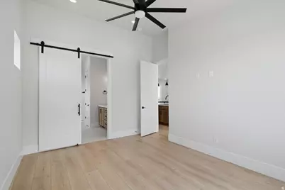 571 S Elena Ln, Ogden, UT 84404 - Photo 11