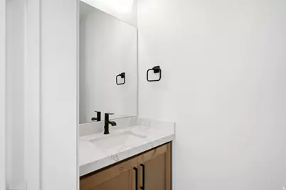 571 S Elena Ln, Ogden, UT 84404 - Photo 27