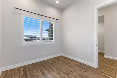 1467 W 2130 S, Saint George, UT 84770 - Photo 27