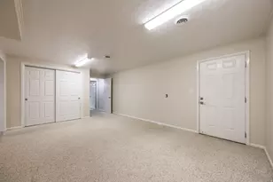 6284 S Jamestown Cir, Murray, UT 84121 - Photo 29