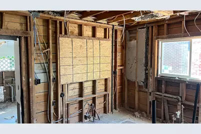 756 N 100 E, Logan, UT 84321 - Photo 5