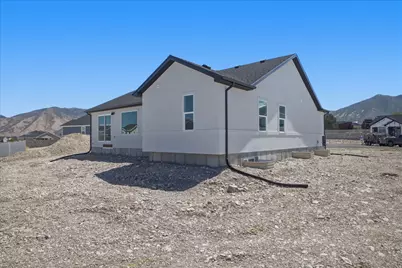 1423 N Harper Way #220, Tooele, UT 84074 - Photo 29