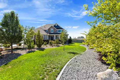 1346 E Hindley Ln, Eagle Mountain, UT 84005 - Photo 27
