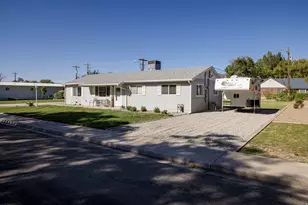 65 N Clark St, Green River, UT 84525 - Photo 3