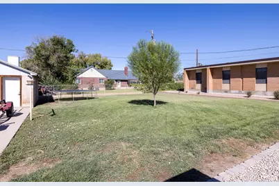 65 N Clark St, Green River, UT 84525 - Photo 31