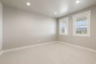 6717 W Buck Ridge Dr S, Herriman, UT 84096 - Photo 19
