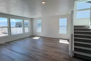 2886 N Kingbird Dr, Eagle Mountain, UT 84005 - Photo 7