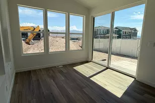 2886 N Kingbird Dr, Eagle Mountain, UT 84005 - Photo 5
