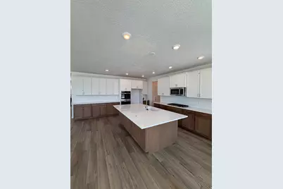 2886 N Kingbird Dr #717, Eagle Mountain, UT 84005 - Photo 3