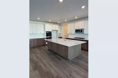 2886 N Kingbird Dr #717, Eagle Mountain, UT 84005 - Photo 3