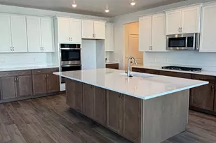 2886 N Kingbird Dr, Eagle Mountain, UT 84005 - Photo 3