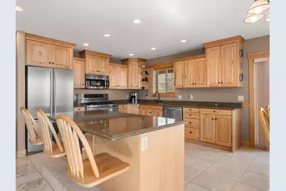 679 N Cambry Dr, Garden City, UT 84028 - Photo 9