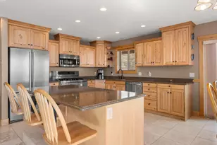 679 N Cambry Dr, Garden City, UT 84028 - Photo 9