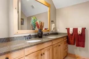 679 N Cambry Dr, Garden City, UT 84028 - Photo 31