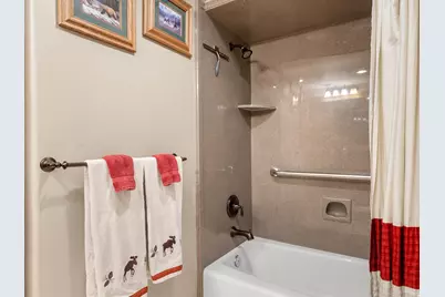 679 N Cambry Dr, Garden City, UT 84028 - Photo 41