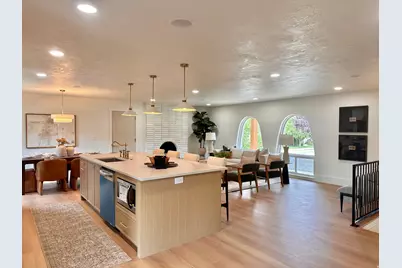 1860 E Spring Ln S, Holladay, UT 84117 - Photo 7