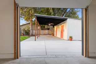 1860 E Spring Ln S, Holladay, UT 84117 - Photo 27