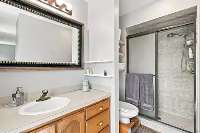 132 E 2050 N, Centerville, UT 84014 - Photo 23