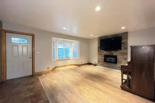 9231 S 1520 Res E, Sandy, UT 84092 - Photo 7