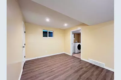 9231 S 1520 Res E, Sandy, UT 84092 - Photo 45