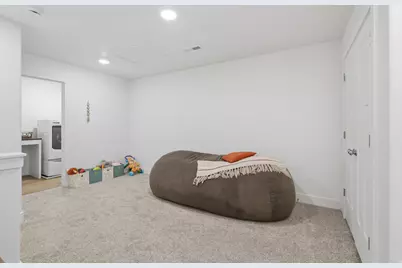 215 W 900 N, Nephi, UT 84648 - Photo 17