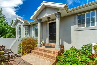 994 S Slate Canyon Dr E, Provo, UT 84606 - Photo 3