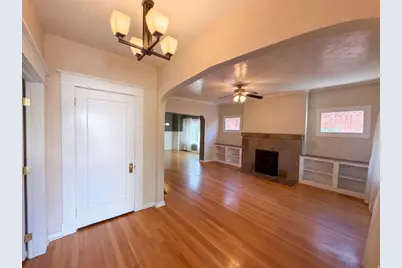 384 E St, Salt Lake City, UT 84103 - Photo 3