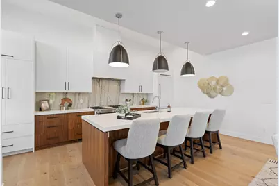664 N East Capitol St, Salt Lake City, UT 84103 - Photo 3