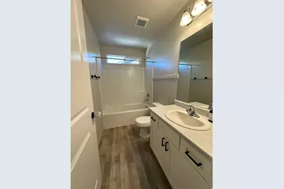 688 N 260 W, Vineyard, UT 84059 - Photo 11