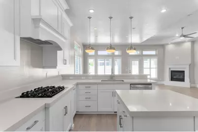 25 E 3990 N, Provo, UT 84604 - Photo 11