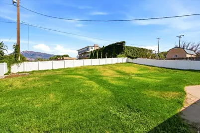 3726 S 2025 W, Roy, UT 84067 - Photo 17