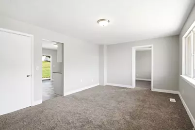 3726 S 2025 W, Roy, UT 84067 - Photo 3