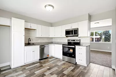 3726 S 2025 W, Roy, UT 84067 - Photo 7