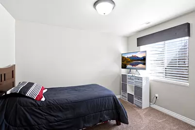 1411 W 2400 N, Clinton, UT 84015 - Photo 19