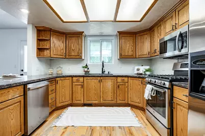 1321 W 700 S, Marriott-Slaterville City, UT 84404 - Photo 11