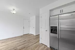 1803 E Walnut Grove Dr S, Draper, UT 84020 - Photo 11