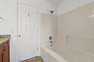 1803 E Walnut Grove Dr S, Draper, UT 84020 - Photo 17