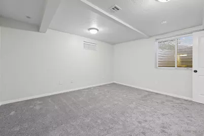 4539 S 375 E, Washington Terrace, UT 84405 - Photo 15