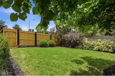 2313 E Rockview Dr S, Sandy, UT 84092 - Photo 37