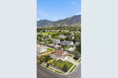 2313 E Rockview Dr S, Sandy, UT 84092 - Photo 47