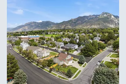 2313 E Rockview Dr S, Sandy, UT 84092 - Photo 41