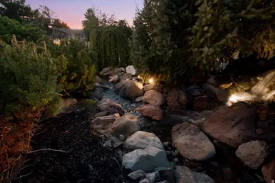 2313 E Rockview Dr S, Sandy, UT 84092 - Photo 33