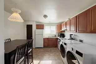 685 S Stubbs Ave W, Provo, UT 84601 - Photo 23