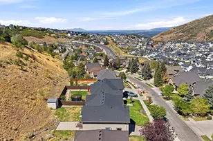 15082 S Eagle Crest Dr, Draper (UT Cnty), UT 84020 - Photo 9