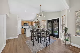 15082 S Eagle Crest Dr, Draper (UT Cnty), UT 84020 - Photo 5