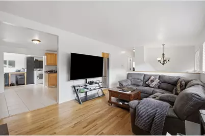 5210 S 900 E, Murray, UT 84117 - Photo 7
